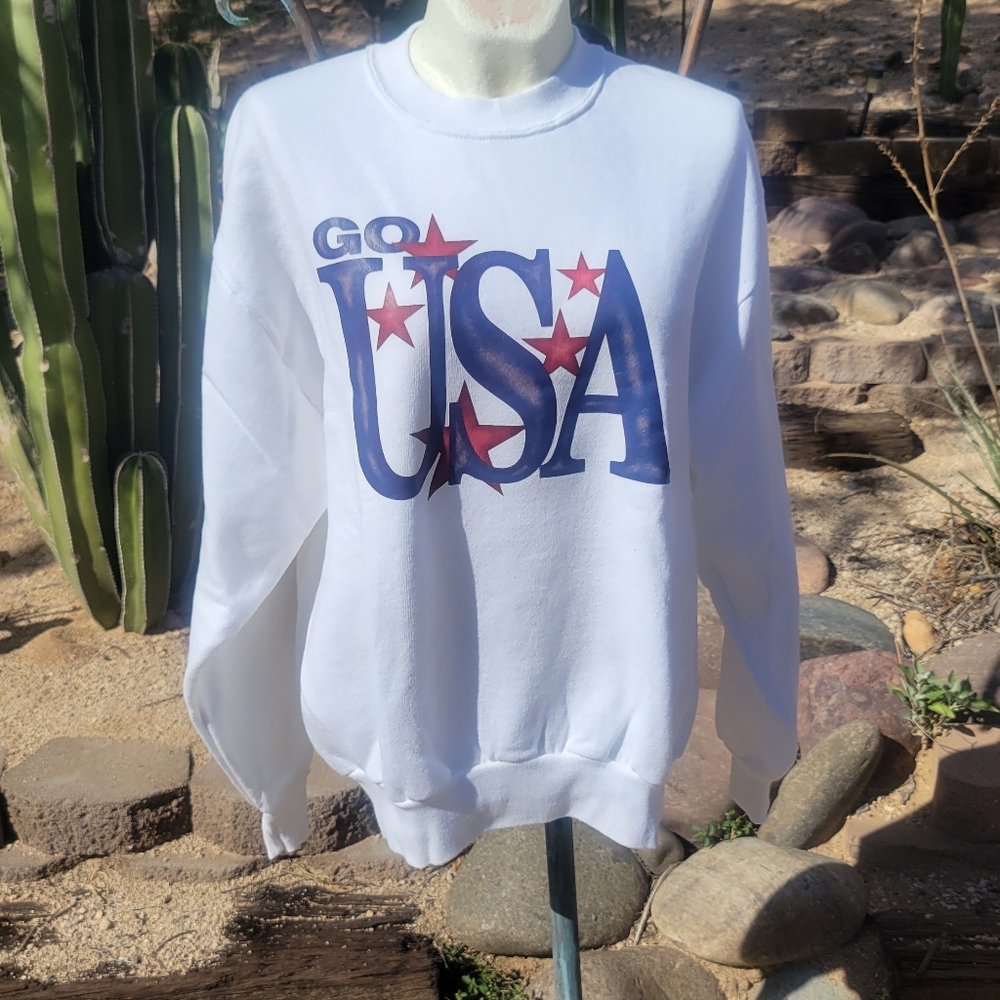 Vintage 80s Go USA Patriotic Sweatshirt